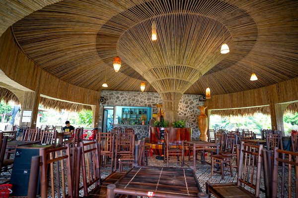 Découvrez les 7 astuces indispensables pour maîtriser l'art des crêpes bretonnes au cidre et savourer une expérience inoubliable!